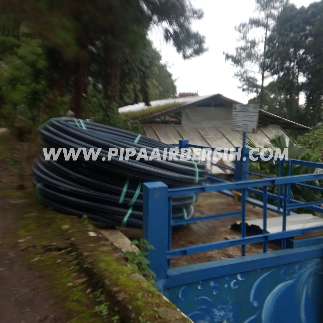 Pengiriman Pipa HDPE / Rucika Black ke Desa Cibeureum Cisarua, Bogor.